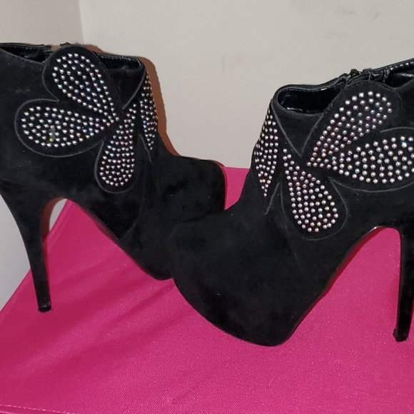 Embellushed Black Platform Booties - Picture 3 of 7